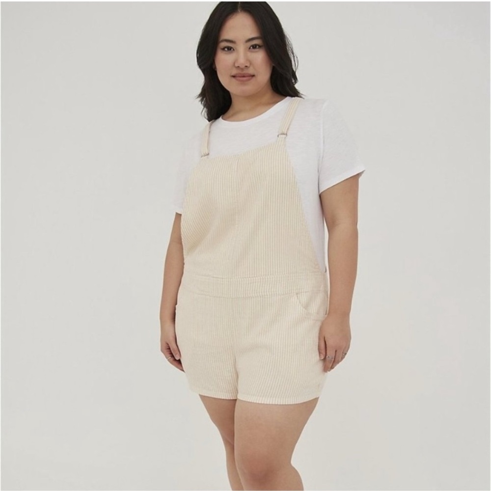 TORRID 3.5 INCH STRETCH LINEN BLEND SHORTALLS YELLOW WHITE STRIPED SIZE 3X